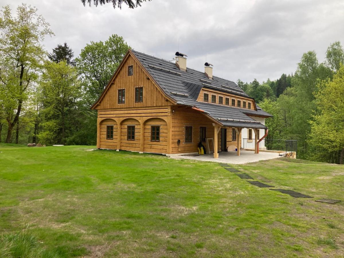 Na Jeleni Stezce Villa Chribska Exterior photo